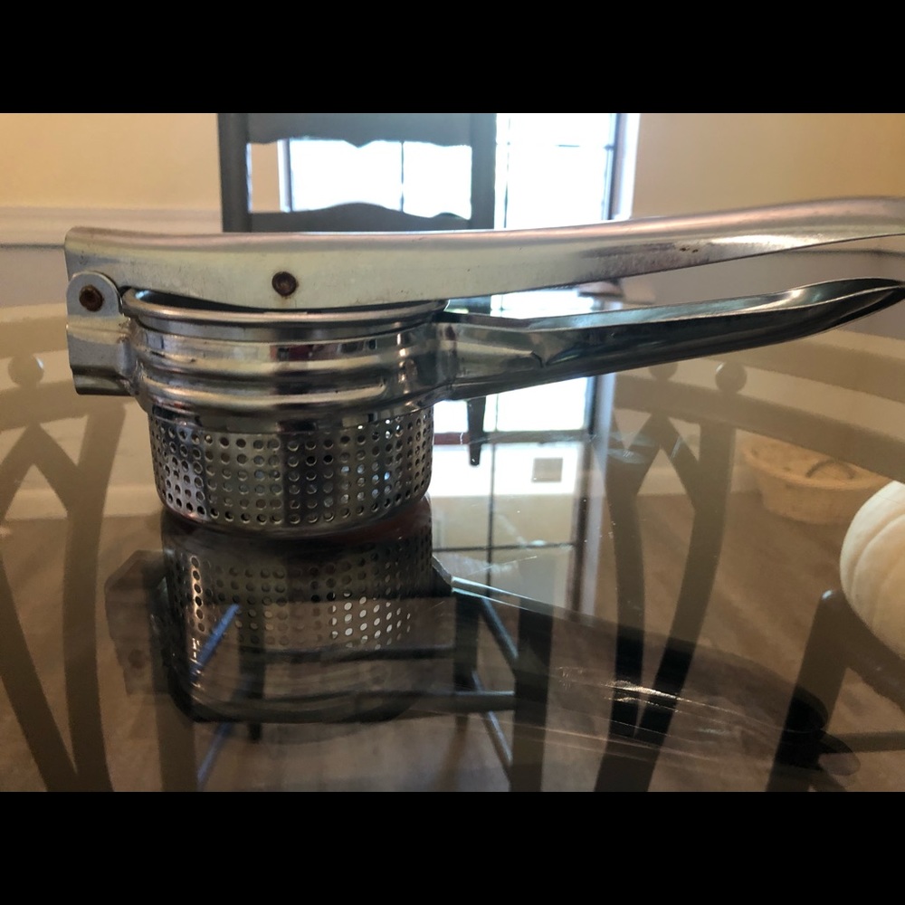 Potato ricer
